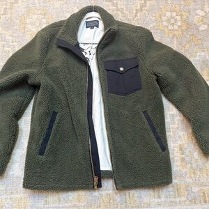 NWOT Pendleton Men's Size Large Green Deep Pile Rock River Sherpa Jacket